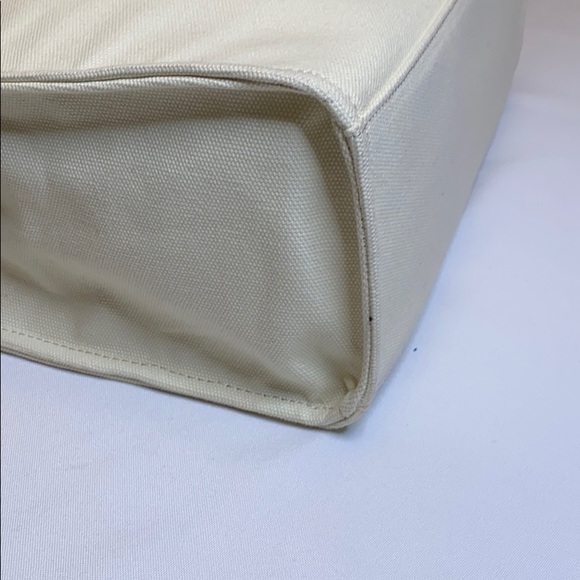 Draper James Dolly Tote - Picture 6 of 15